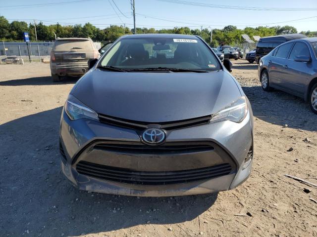 2T1BURHE7JC106356 - 2018 TOYOTA COROLLA L CHARCOAL photo 5