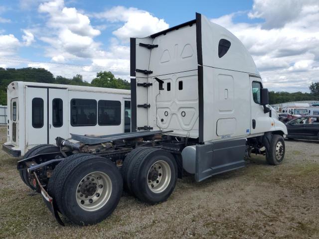 3AKJGLBG6GSHT7062 - 2016 FREIGHTLINER CASCADIA 1 WHITE photo 4