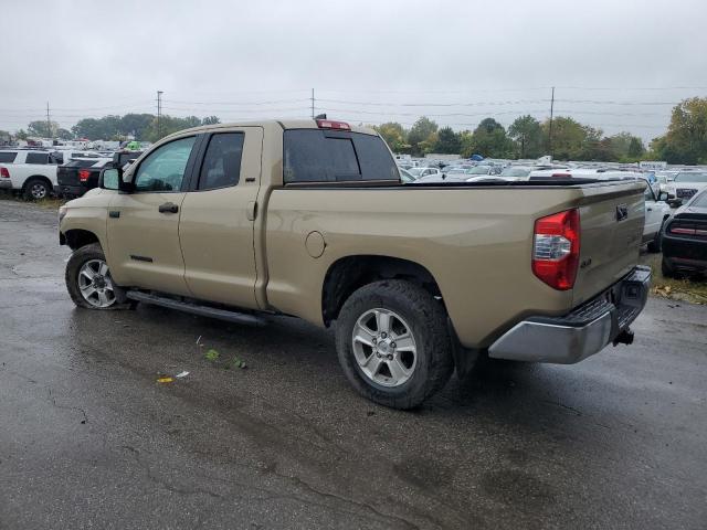 5TFUY5F15LX893768 - 2020 TOYOTA TUNDRA DOUBLE CAB SR/SR5 TAN photo 2