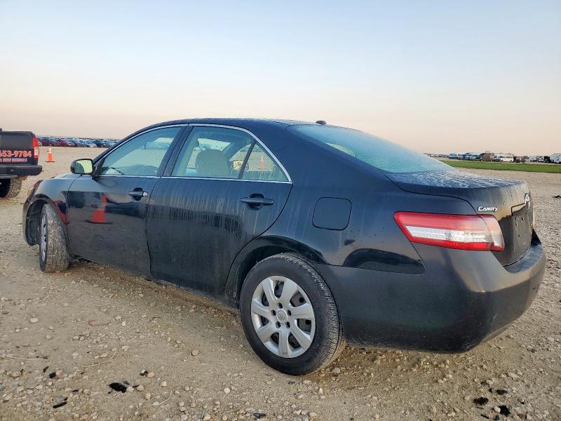 4T1BF3EK6BU129256 - 2011 TOYT CAMRY BASE BLACK photo 2