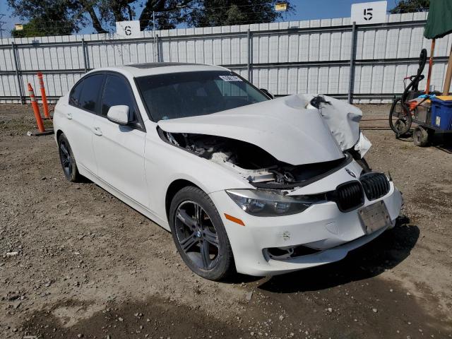 WBA3C3C52DF982269 - 2013 BMW 320 I XDRIVE WHITE photo 4