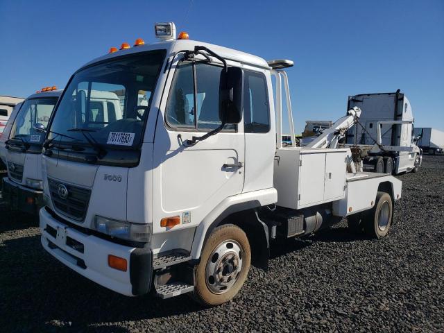 JNAMB81H3AAE80132 - 2010 NISSAN DIESEL UD2000 WHITE photo 2