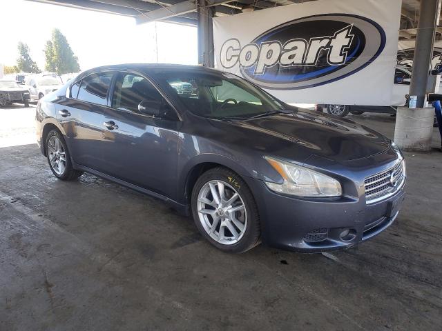 1N4AA5AP2AC839373 - 2010 NISSAN MAXIMA S CHARCOAL photo 4