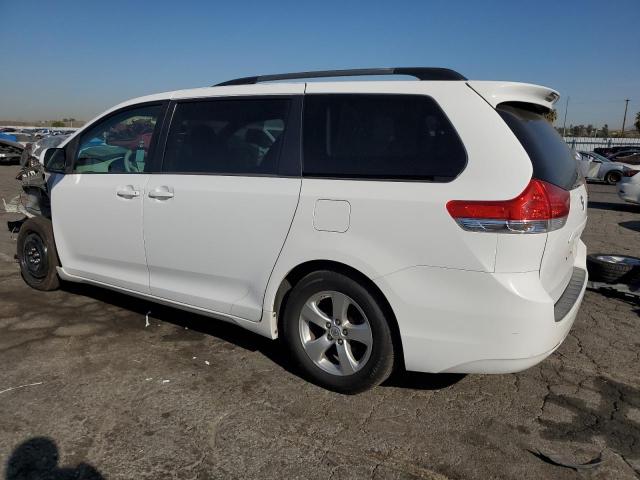 5TDKK3DC2DS340536 - 2013 TOYOTA SIENNA LE Ağ foto 2