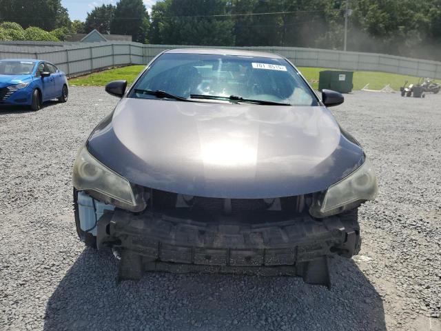 4T1BF1FK5GU549813 - 2016 TOYOTA CAMRY LE CHARCOAL photo 5