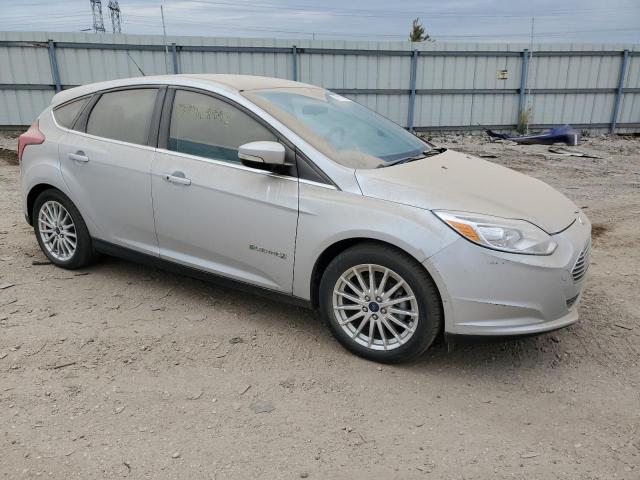 1FADP3R43EL353297 - 2014 FORD FOCUS BEV SILVER photo 4