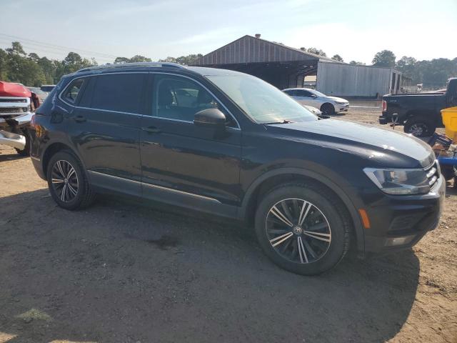 3VV3B7AX9JM058944 - 2018 VOLKSWAGEN TIGUAN SE BLACK photo 4