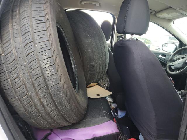 1FMCU9GD8HUB98468 - 2017 FORD ESCAPE SE SILVER photo 11