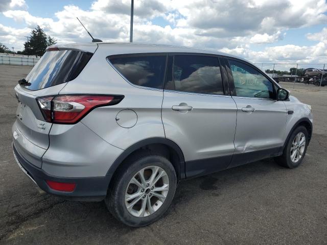 1FMCU9GD8HUB98468 - 2017 FORD ESCAPE SE SILVER photo 3