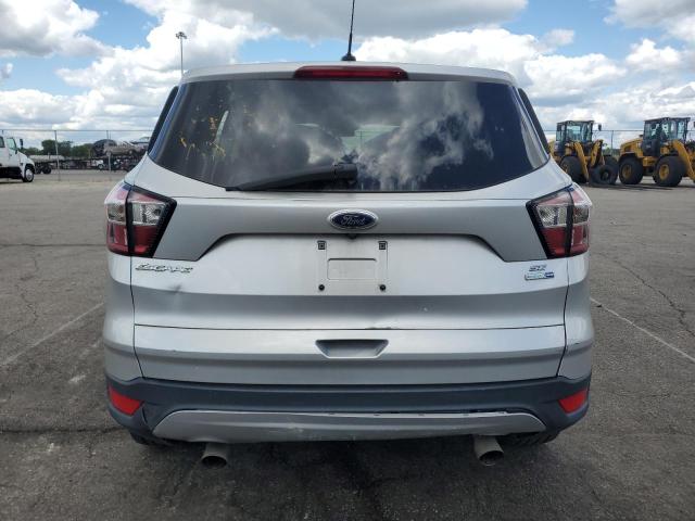 1FMCU9GD8HUB98468 - 2017 FORD ESCAPE SE SILVER photo 6