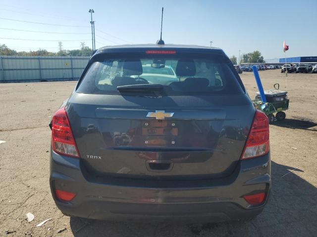 3GNCJKSB2LL134768 - 2020 CHEVROLET TRAX LS GRAY photo 6