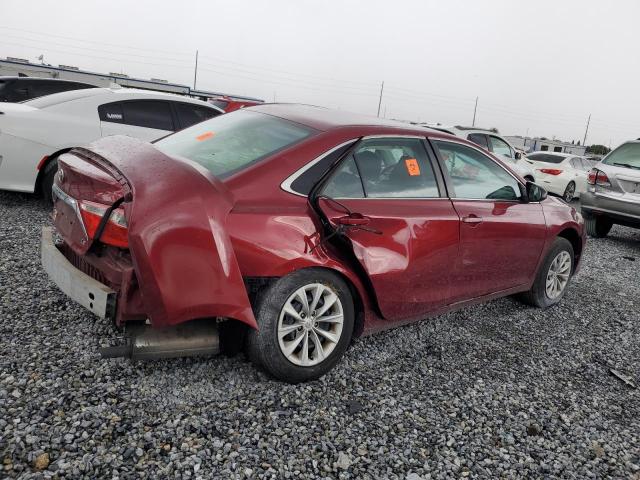 4T1BF1FK9HU636485 - 2017 TOYOTA CAMRY LE Qırmızı foto 3