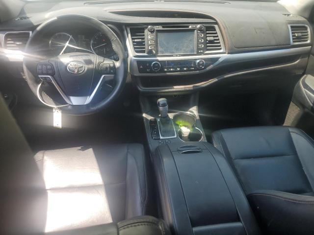 5TDKKRFH8FS058240 - 2015 TOYOTA HIGHLANDER XLE თეთრი ფოტო 8