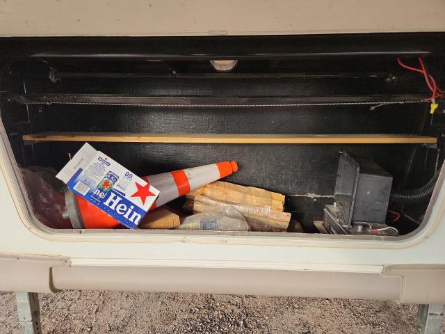 4X4FRLZ206D808589 - 2000 FOREST RIVER ROCKWOOD 8241 SS BEIGE photo 7