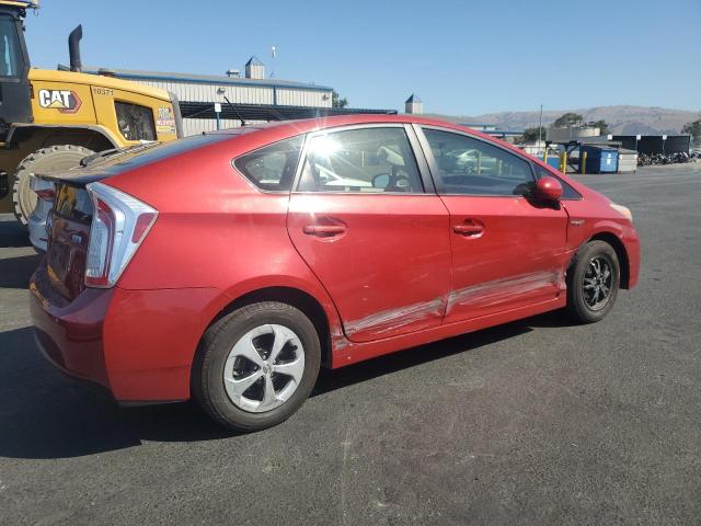 JTDKN3DU4E1773807 - 2014 TOYOTA PRIUS RED photo 3