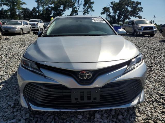 4T1C11AK1LU894602 - 2020 TOYOTA CAMRY LE SILVER photo 5