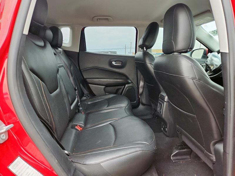 3C4NJCCB5KT660087 - 2019 JEEP COMPASS LIMITED Qırmızı foto 10