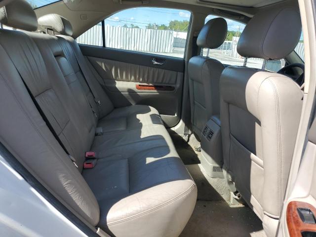 JTDBF30K920086339 - 2002 TOYOTA CAMRY LE WHITE photo 10