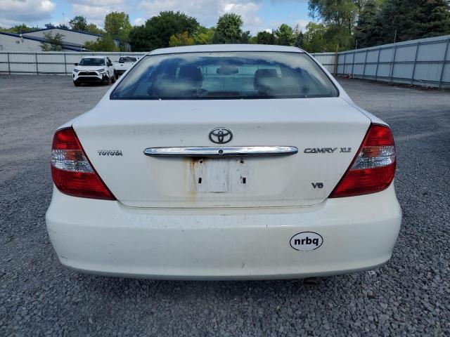 JTDBF30K920086339 - 2002 TOYOTA CAMRY LE WHITE photo 6