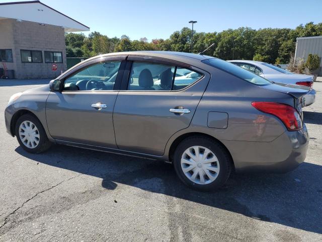 3N1CN7AP1CL892658 - 2012 NISSAN VERSA S GRAY photo 2