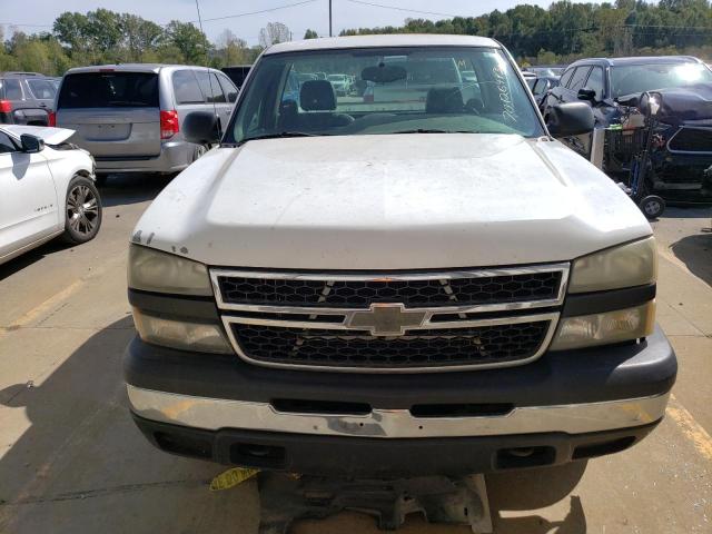 1GCEC14X17Z115383 - 2007 CHEVROLET SILVERADO C1500 CLASSIC WHITE photo 5