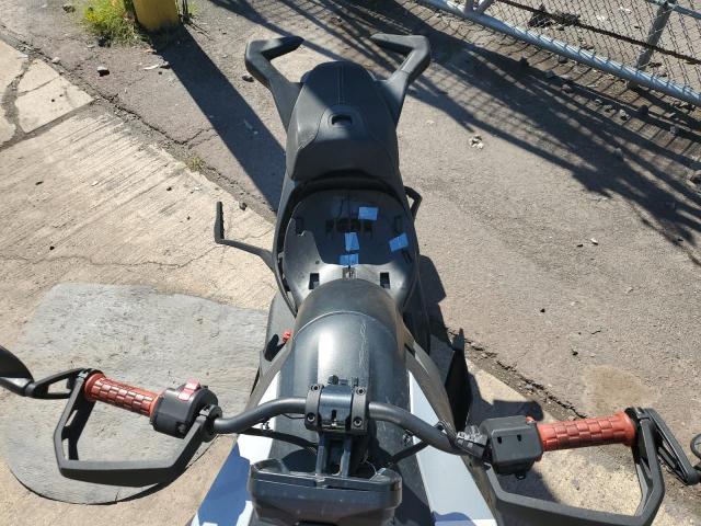 3JB2GEG45KJ004091 - 2019 CAN-AM RYKER RALLY EDITION SILVER photo 5