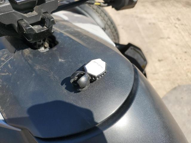 3JB2GEG45KJ004091 - 2019 CAN-AM RYKER RALLY EDITION SILVER photo 8