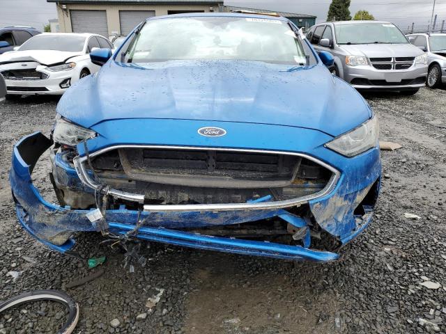 3FA6P0HD5KR160557 - 2019 FORD FUSION SE BLUE photo 5