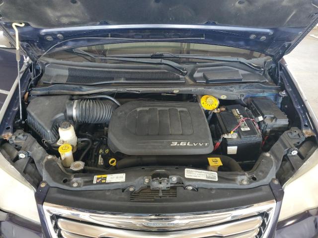 2C4RC1CG2FR529493 - 2015 CHRYSLER TOWN & COU TOURING L BLUE photo 12