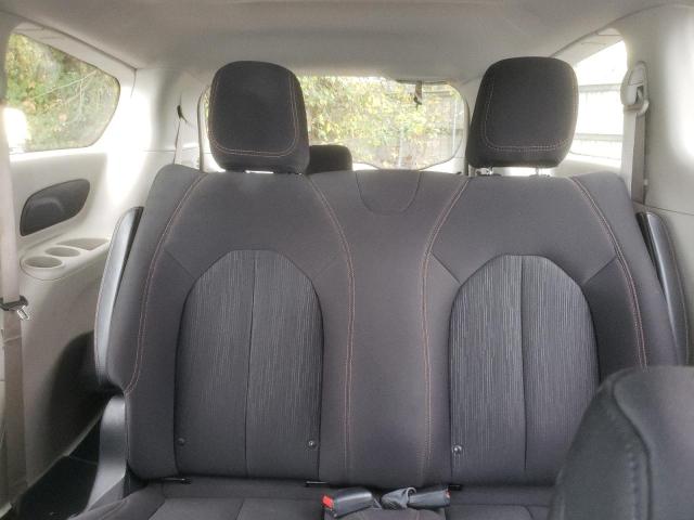 2C4RC1AG5JR234027 - 2018 CHRYSLER PACIFICA L WHITE photo 10