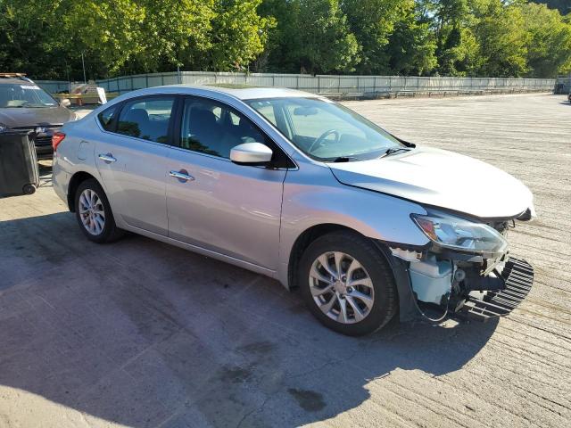 3N1AB7AP0JY303440 - 2018 NISSAN SENTRA S SILVER photo 4