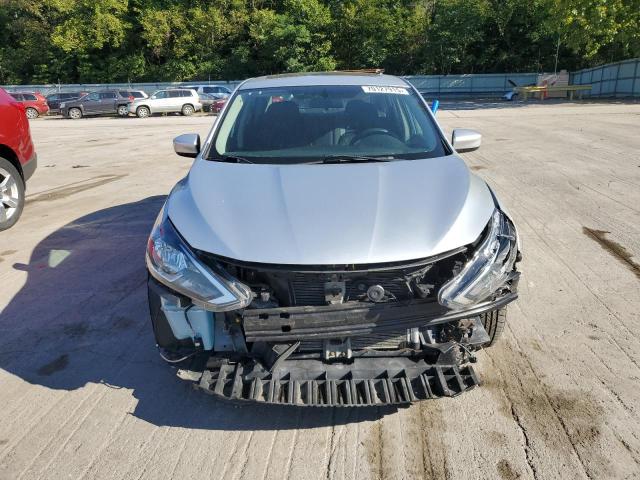 3N1AB7AP0JY303440 - 2018 NISSAN SENTRA S SILVER photo 5