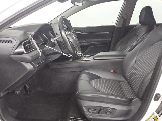 4T1G11AK8PU774691 - 2023 TOYOTA CAMRY SE NIGHT SHADE WHITE photo 7