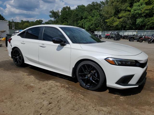 2HGFE2F58RH588010 - 2024 HONDA CIVIC SPORT WHITE photo 4