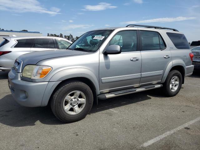 2005 TOYOTA SEQUOIA SR5, 
