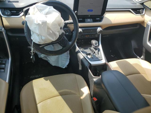 2T3Y1RFV1RW362743 - 2024 TOYOTA RAV4 LIMITED WHITE photo 8