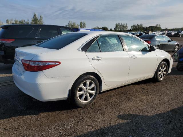 4T1BF1FK6GU573294 - 2016 TOYOTA CAMRY LE WHITE photo 3