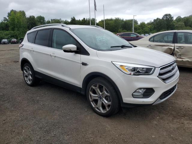 1FMCU0J98HUB19445 - 2017 FORD ESCAPE TITANIUM WHITE photo 4