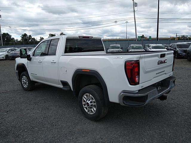 1GT59ME77NF230194 - 2022 GMC SIERRA K2500 SLE WHITE photo 3