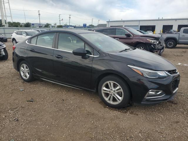 1G1BE5SM2J7197844 - 2018 CHEVROLET CRUZE LT أسود صورة 4