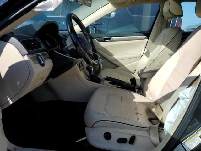 1VWBT7A32GC013663 - 2016 VOLKSWAGEN PASSAT SE შავი ფოტო 7