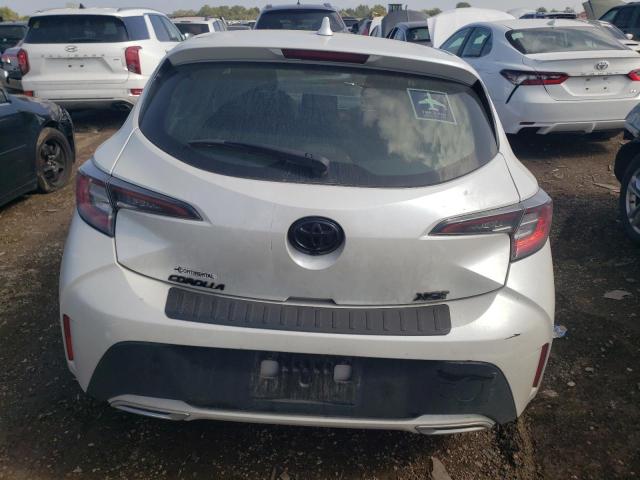 JTNC4MBE6M3114697 - 2021 TOYOTA COROLLA XSE WHITE photo 6