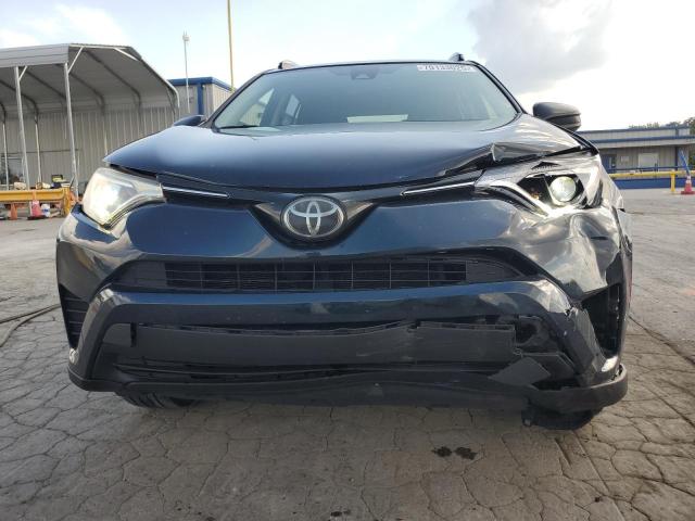 JTMZFREVXJJ199651 - 2018 TOYOTA RAV4 LE Көк фото 5