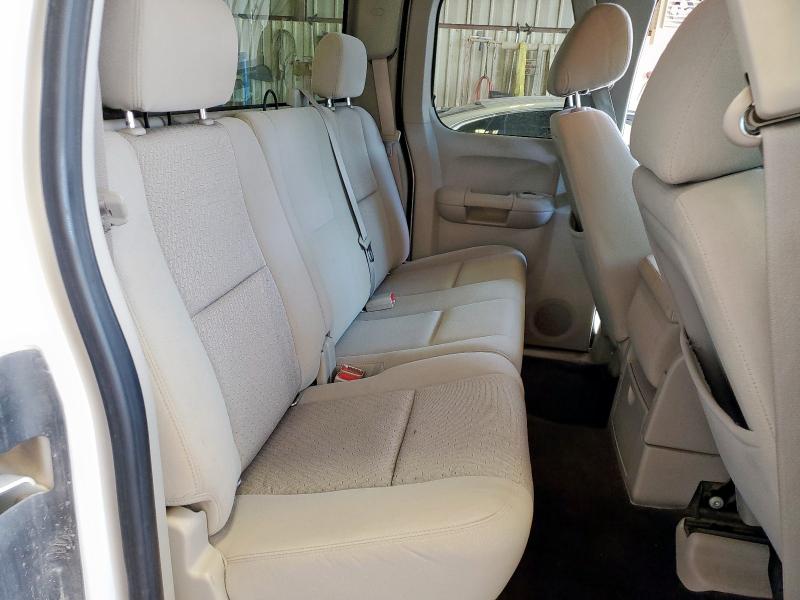 1GCRCSE02BZ348867 - 2011 CHEVROLET SILVERADO C1500 LT თეთრი ფოტო 10