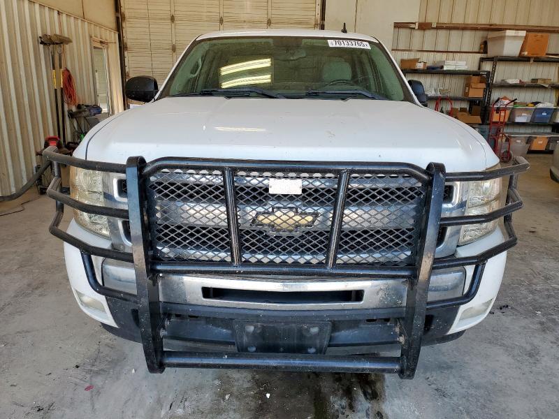 1GCRCSE02BZ348867 - 2011 CHEVROLET SILVERADO C1500 LT თეთრი ფოტო 5