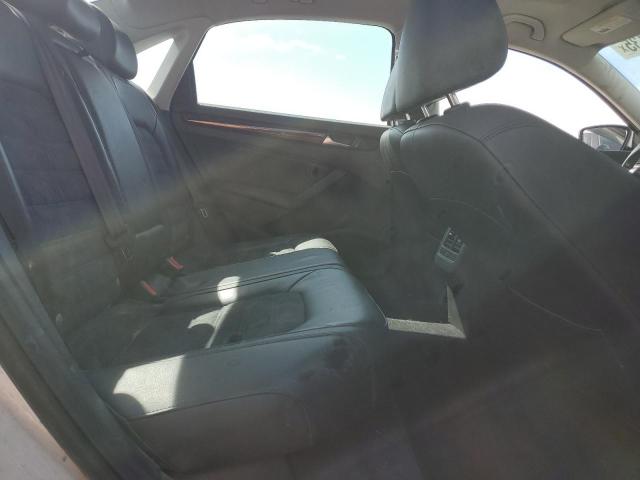 1VWCN7A30DC031380 - 2013 VOLKSWAGEN PASSAT SEL Weiß Foto 10