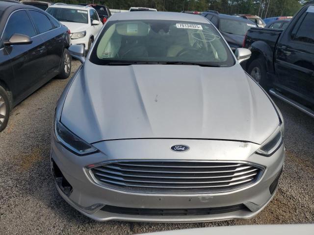 3FA6P0CD3KR220021 - 2019 FORD FUSION SEL فضي صورة 5