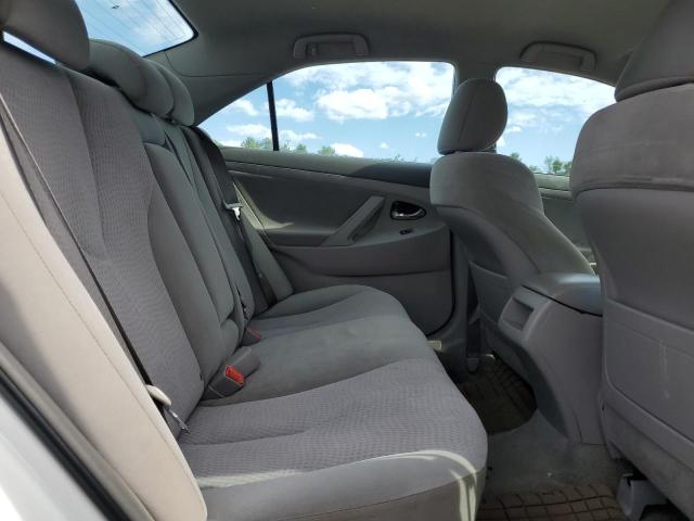 4T1BF3EK2BU755970 - 2011 TOYOTA CAMRY BASE თეთრი ფოტო 10