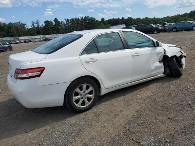 4T1BF3EK2BU755970 - 2011 TOYOTA CAMRY BASE თეთრი ფოტო 3