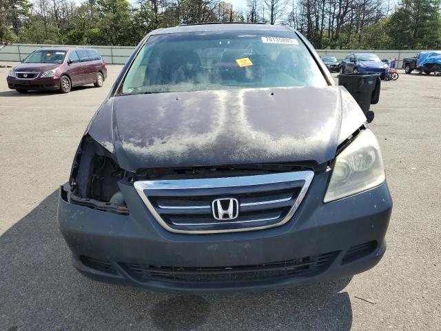 5FNRL384X5B047858 - 2005 HONDA ODYSSEY EX BLUE photo 5